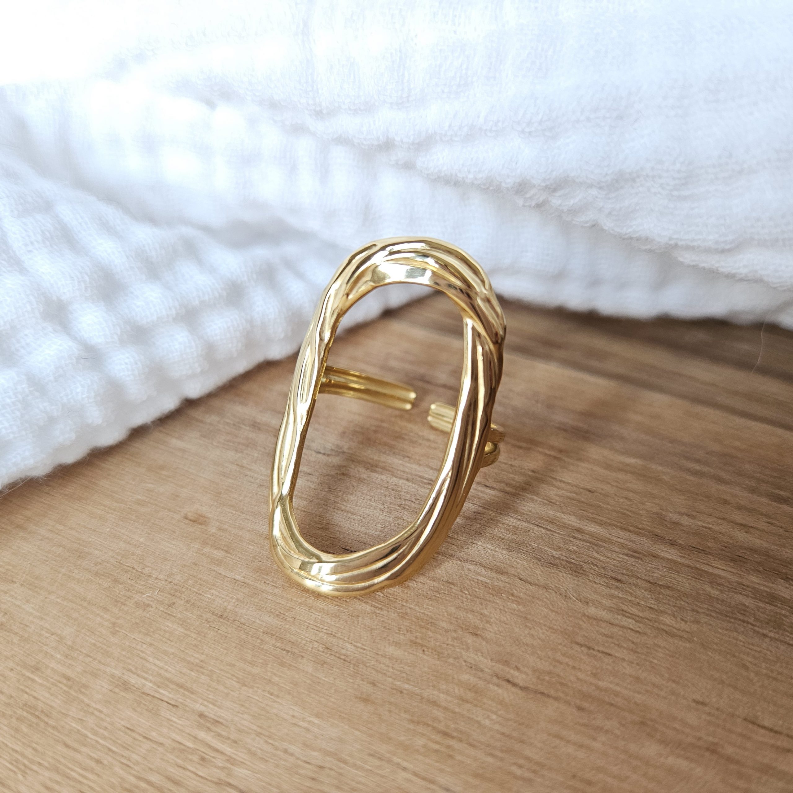 Bague Ovale Or fondu. – Image 2